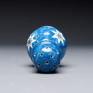 Four polychrome Brussels faience casters, 18/19th C. — photo 5