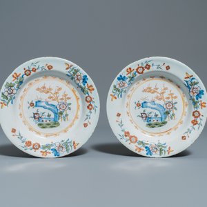Four polychrome Brussels faience plates with chinoiserie design, 18th C. — photo 4