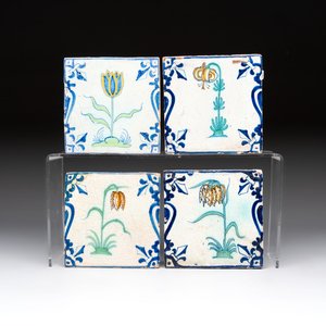 Four polychrome Dutch Delft 'candelabra' tiles with flowers, 17th C. — 照片 1
