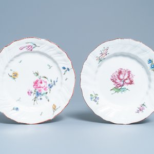 Four polychrome Tournai porcelain plates with flowers, 18th C. — 照片 4