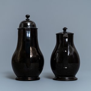 Four silver-mounted Namur black-glazed pottery coffeepots and a teapot, 18th C. — photo 11