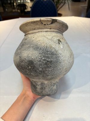 Four Thai pottery vases, Ban-Chiang, 7/4th C. B.C. — photo 8