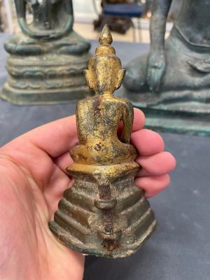Four various Burmese bronze Buddhas, 15/17th C. — photo 5