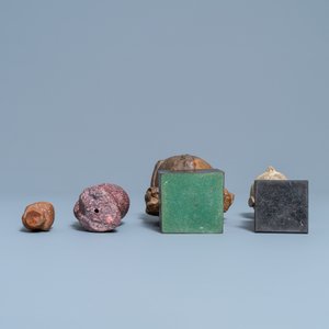 Four various carved stone heads, 17th C. and later — 照片 7