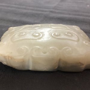 Four various Chinese archaic jade carvings, 19/20th C. — photo 27