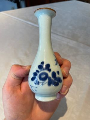 Four various Chinese blue and white vases, Transitional period — photo 16