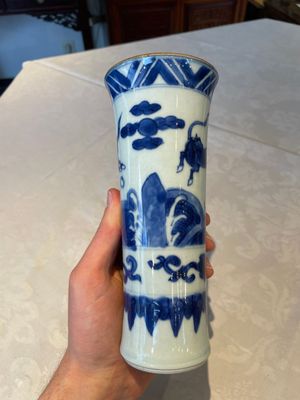 Four various Chinese blue and white vases, Transitional period — photo 23