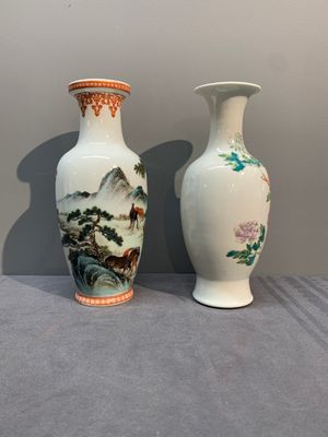 Four various Chinese famille rose vases, Qianlong mark, 20th C. — photo 4