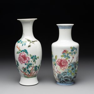 Four various Chinese famille rose vases, Qianlong mark, 20th C. — photo 2