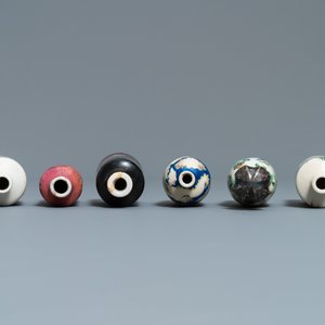 Fourteen various Chinese snuff bottles, 19/20th C. — photo 6
