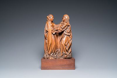 Fragment de retable en chêne sculpté figurant 'La Visitation de la Vierge Marie', 16ème