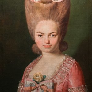French school: Portrait of Mademoiselle de Mirabelle, oil on canvas, 18th C. — 照片 1