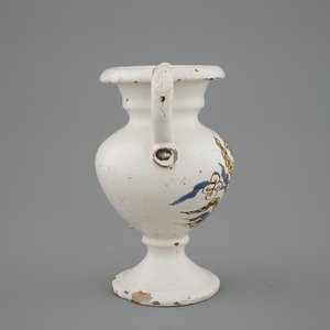 GA polychrome French faïence altar vase, Nevers, 18th C. — 照片 3
