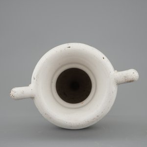 GA polychrome French faïence altar vase, Nevers, 18th C. — 照片 6