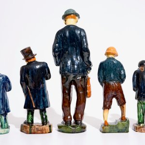Gilbert Monteyne (1939-), 8 figuren in Vlaams aardewerk, 20e eeuw — foto 4