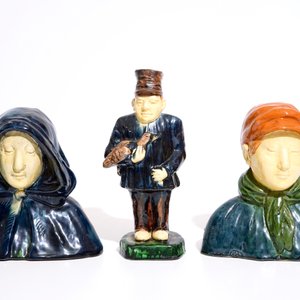 Gilbert Monteyne (1939-), 8 figuren in Vlaams aardewerk, 20e eeuw — foto 8
