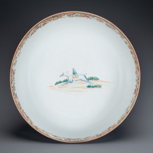 Grand bol en porcelaine de Chine famille rose à décor de la chasse aux renards, Qianlong — photo 8
