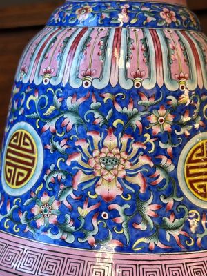 Grand bougeoir en émaux de Canton sur fond bleu à décor de 'Shou', Chine, Qianlong/Jiaqing — photo 11