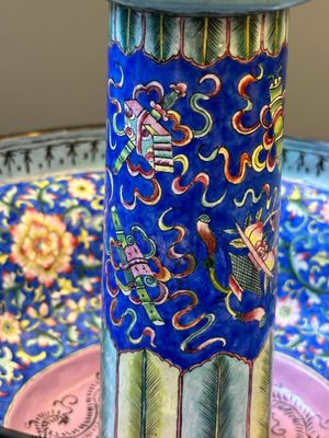 Grand bougeoir en émaux de Canton sur fond bleu à décor de 'Shou', Chine, Qianlong/Jiaqing — photo 8