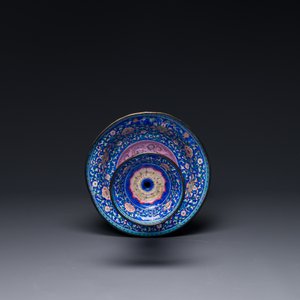 Grand bougeoir en émaux de Canton sur fond bleu à décor de 'Shou', Chine, Qianlong/Jiaqing — photo 4