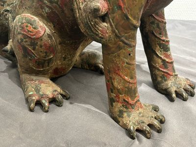 Grand brûle-parfum en bronze en forme de lion bouddhiste, Chine, Ming — photo 14