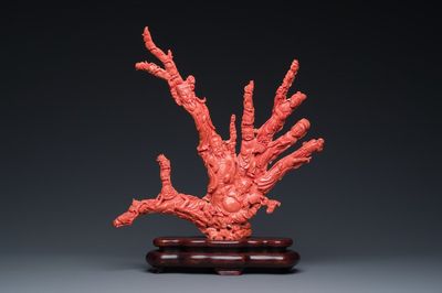 Grand groupe aux 'Baxian' en corail rouge, Chine, 19/20ème