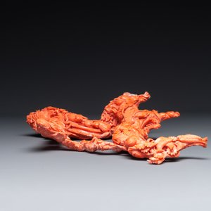 Grand groupe d'immortelles en corail rouge sur socle en bois, Chine, 19/20ème — photo 5