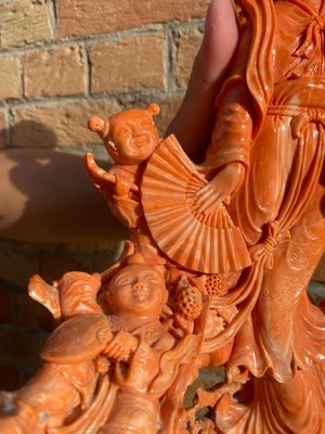 Grand groupe figurant une dame entourée d'enfants en corail rouge, Chine, 19/20ème — photo 22