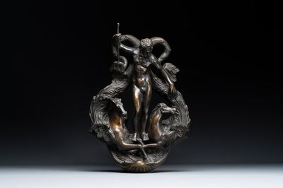 Grand heurtoir de porte en bronze à décor de Neptune et deux chevaux ailés, Venise, 19ème