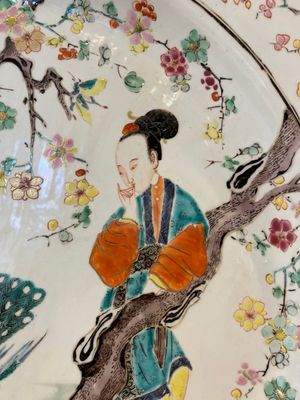 Grand plat en porcelaine de Chine famille rose, Yongzheng — photo 3
