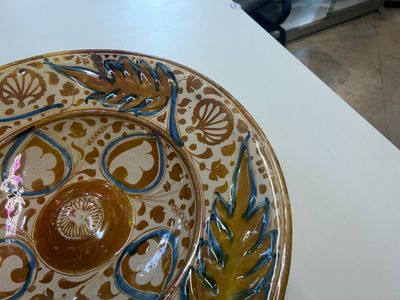 Grand plat hispano-mauresque à émail lustré très brillant à décor ornemental, Espagne, 16ème — photo 16