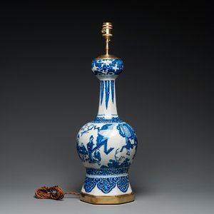 Grand vase en faïence de Delft en bleu et blanc à décor chinois monté en lampe, 1er quart du 18ème — photo 4