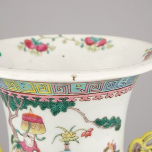 Grand vase en porcelaine de Chine à décor d'Immortels, 19e — photo 8