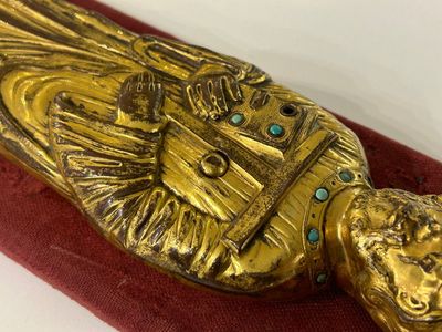 Grande applique de Saint-Antoine en cuivre doré et incrusté, Limoges, France, 13ème ou postérieur — photo 14