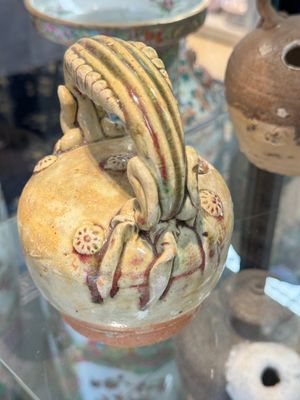 Grande collection de dix-neuf pots à chaux en grès, Vietnam, 14ème et postérieur — photo 37