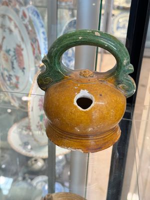 Grande collection de dix-neuf pots à chaux en grès, Vietnam, 14ème et postérieur — photo 43