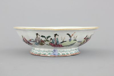 Grande coupe chinoise, famille rose, 19e