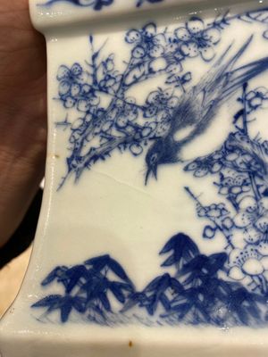 Grande garniture d'autel en porcelaine de Chine en bleu et blanc, 19ème — photo 12