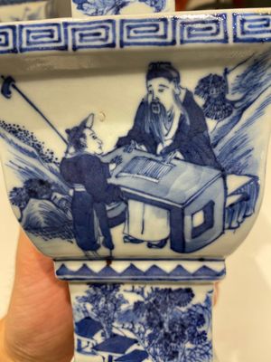 Grande garniture d'autel en porcelaine de Chine en bleu et blanc, 19ème — photo 19