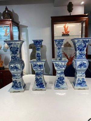 Grande garniture d'autel en porcelaine de Chine en bleu et blanc, 19ème — photo 2