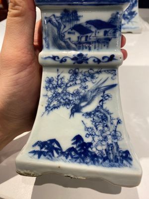 Grande garniture d'autel en porcelaine de Chine en bleu et blanc, 19ème — photo 5