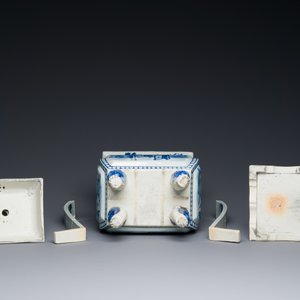 Grande garniture d'autel en porcelaine de Chine en bleu et blanc, 19ème — photo 6