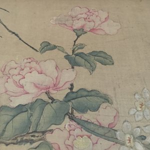 Grande peinture sur rouleau, encadrée, à décor d'oiseau et de fleurs, Chine, 18e — photo 8