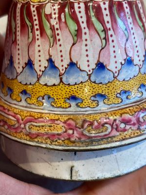 Grande verseuse couverte en émaux de Canton à fond jaune, Chine, Qianlong — photo 18