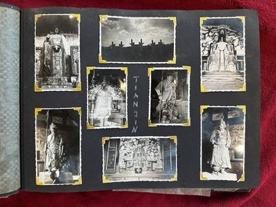 (Graphic content!) A photo album with sights of China and post-war scenes, 20th C. — photo 13