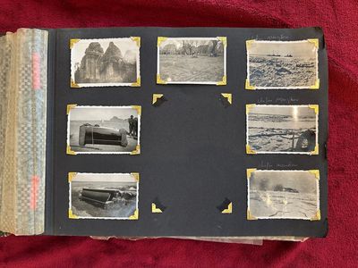 (Graphic content!) A photo album with sights of China and post-war scenes, 20th C. — photo 2