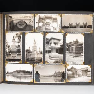 (Graphic content!) A photo album with sights of China and post-war scenes, 20th C. — photo 13