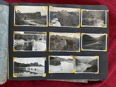(Graphic content!) A photo album with sights of China and post-war scenes, 20th C. — 照片 12