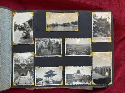 (Graphic content!) A photo album with sights of China and post-war scenes, 20th C. — 照片 10