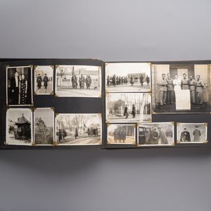 (Graphic content!) A photo album with views of China and Southeast Asia, incl. French military presence, wartime scenes and executions, 20th C. — photo 27